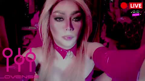 THE QUEEN ALPHA   Queen Medusa Prey online show from April 2026 07:56:01 AM