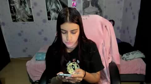 Katrina online show from November 2025 10:22:02 PM