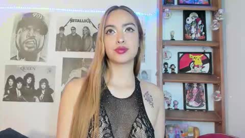 Emily online show from November 2025 08:52:01 PM