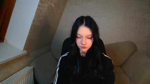 mefwhOre online show from March 2025 07:21:02 PM