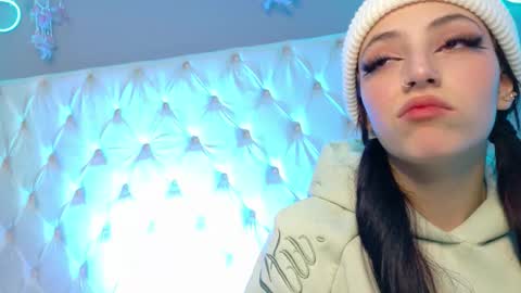 Megan  online show from November 2025 03:39:01 AM