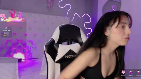 Megan  online show from January 2026 03:34:01 AM