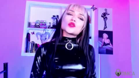 Snapshot of megan__manson chatting on February 2026 10:19:02 PM Megan online show from February 2026 10:19:02 PM