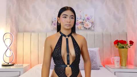 Carolina Paez online show from November 2025 12:38:01 PM