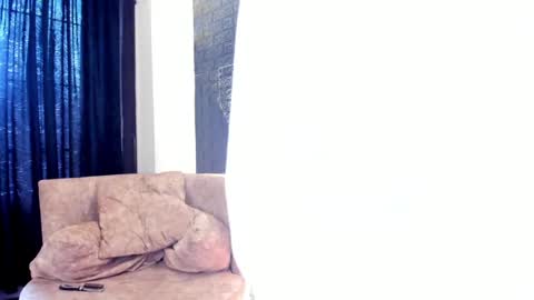     online show from January 2025 05:41:01 PM