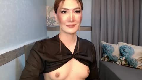 Megan online show from April 2026 07:58:02 PM