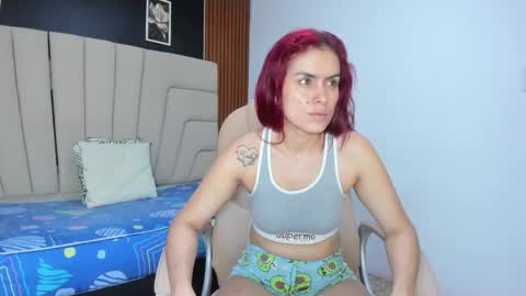 Snapshot of megan_hally chatting on November 2025 03:10:02 AM Megan online show from November 2025 03:10:02 AM