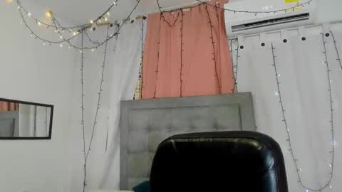 megan online show from December 2024 06:59:01 PM