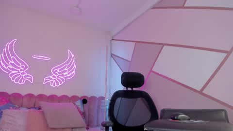 megan_shyne online show from April 2026 04:30:02 AM