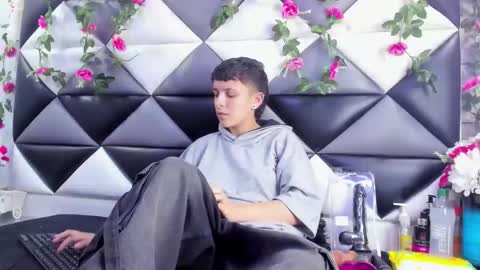 megan_thompsonn_ online show from November 2025 02:13:01 AM