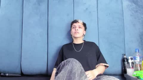 megan_thompsonn_ online show from April 2026 02:23:01 AM