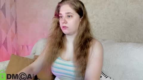 Snapshot of megan_violer chatting on November 2025 05:24:01 PM Megan Mon Fri 1600-2200pm Tue Wen Sat 0900-1600pm online show from November 2025 05:24:01 PM