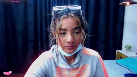 Snapshot of meganadriels96 chatting on December 2024 06:50:01 PM M E G A N online show from December 2024 06:50:01 PM