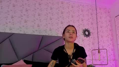 Snapshot of meganandtyler19 chatting on November 2025 11:22:01 AM meganandtayler online show from November 2025 11:22:01 AM