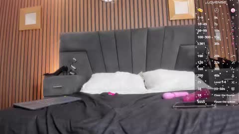 Snapshot of meganfoxxi_ chatting on November 2025 08:53:01 PM MeganFOXXI online show from November 2025 08:53:01 PM