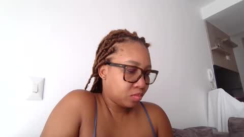 Snapshot of meganhotxx2 chatting on April 2026 03:09:02 PM megan online show from April 2026 03:09:02 PM