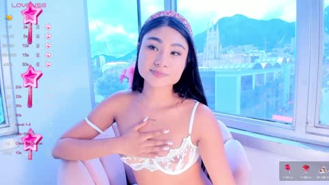 Snapshot of megann__sweet chatting on December 2024 04:48:02 PM Mara online show from December 2024 04:48:02 PM