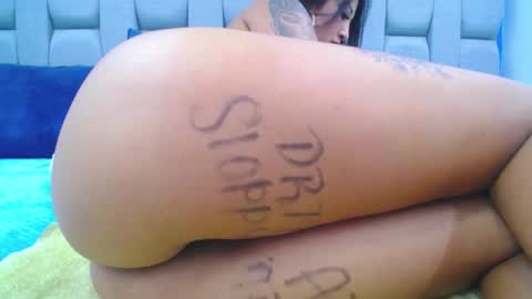 Snapshot of megann_boobs chatting on December 2024 09:19:01 PM Megan online show from December 2024 09:19:01 PM