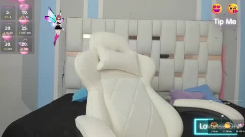 Megan Queen online show from November 2025 12:04:01 PM