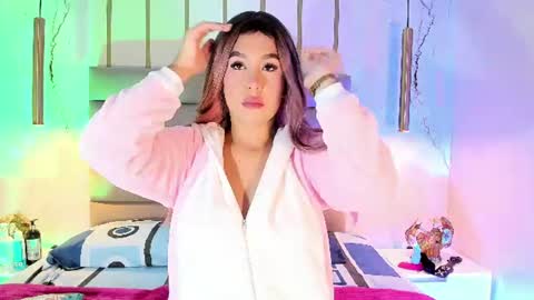 Snapshot of meganqueen_1 chatting on June 2026 01:35:01 PM Megan online show from June 2026 01:35:01 PM