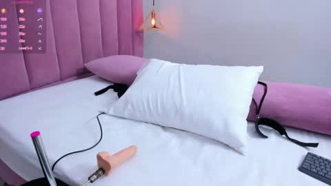 Snapshot of megansaenz_1 chatting on April 2026 08:01:02 PM Megan online show from April 2026 08:01:02 PM