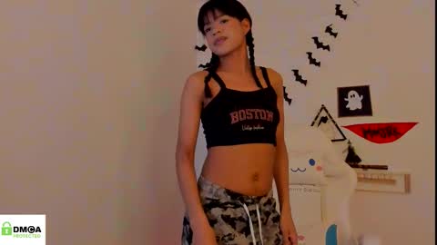 Megan online show from October 2025 07:44:02 PM