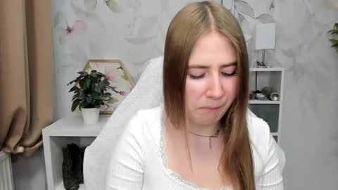 Snapshot of meganx_candy chatting on October 2025 05:51:01 AM Megan online show from October 2025 05:51:01 AM