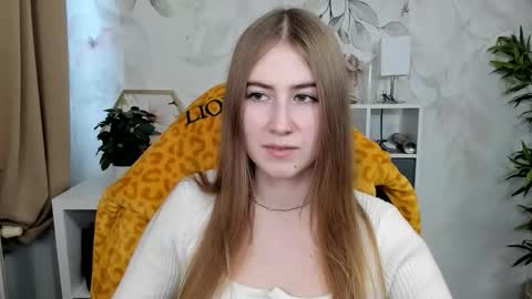 Snapshot of meganx_candy chatting on November 2025 01:39:02 PM Megan online show from November 2025 01:39:02 PM