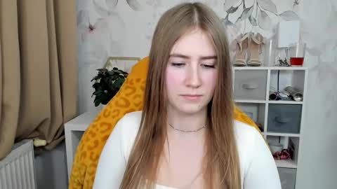 Snapshot of meganx_candy chatting on November 2025 02:39:02 PM Megan online show from November 2025 02:39:02 PM