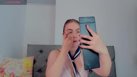 Snapshot of meganysammy chatting on May 2026 07:08:01 PM megansammy online show from May 2026 07:08:01 PM