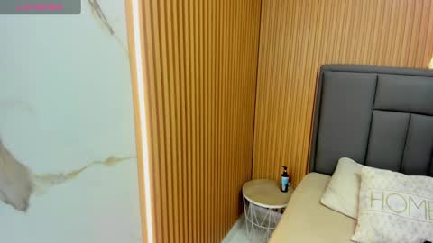 M E G A N  online show from November 2025 03:15:01 AM