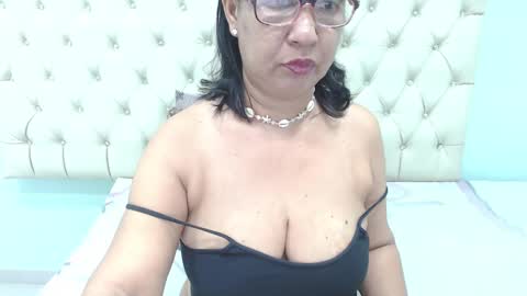 Snapshot of megatitsxxx chatting on December 2024 10:55:02 AM milfpleasure online show from December 2024 10:55:02 AM