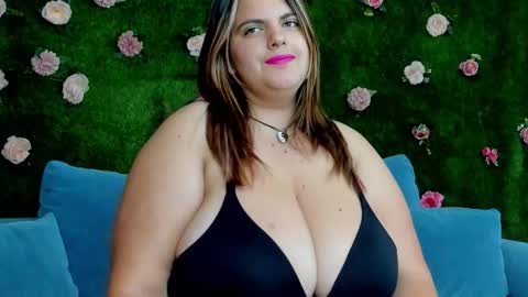 megatitts_ online show from October 2025 07:11:02 PM