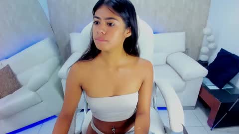 Snapshot of meggan_07 chatting on January 2025 05:27:01 AM meggan online show from January 2025 05:27:01 AM