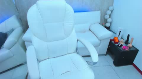 Snapshot of meggan_07 chatting on January 2025 03:50:02 AM meggan online show from January 2025 03:50:02 AM