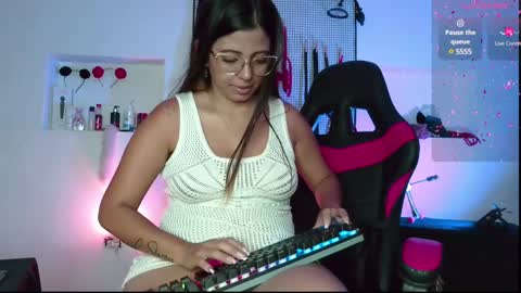 Snapshot of meggan_greey chatting on January 2025 12:25:02 AM Your best slave online show from January 2025 12:25:02 AM