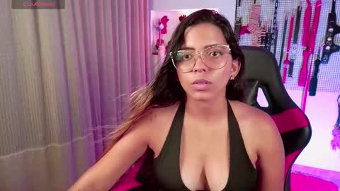 Snapshot of meggan_greey chatting on September 2025 11:06:02 PM Your best slave online show from September 2025 11:06:02 PM