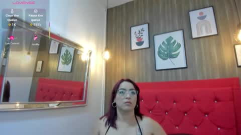 meggancurvy online show from January 2026 02:06:01 AM