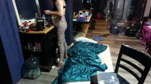 Snapshot of meghanhanx chatting on October 2025 10:18:02 PM meghan online show from October 2025 10:18:02 PM