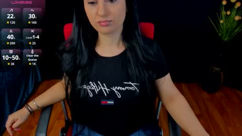 Miss Meghan or MM    online show from December 2025 12:42:02 PM