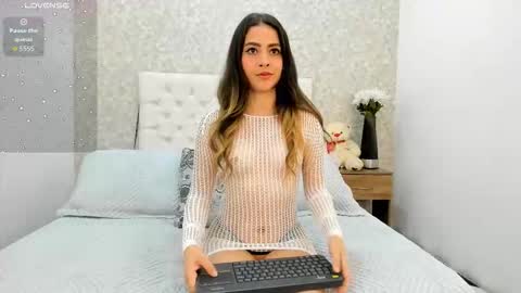 meghansamuels online show from October 2025 05:42:01 PM