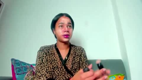 Snapshot of meghansusex chatting on December 2025 02:28:01 AM Meghan Alexandra Susex Fenty online show from December 2025 02:28:01 AM