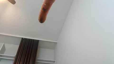 meheriuk68 online show from April 2026 10:22:02 PM