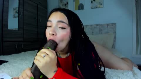 IG soymeily oficial  online show from November 2025 11:15:01 PM