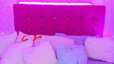 meimurasakii online show from April 2026 08:04:02 PM