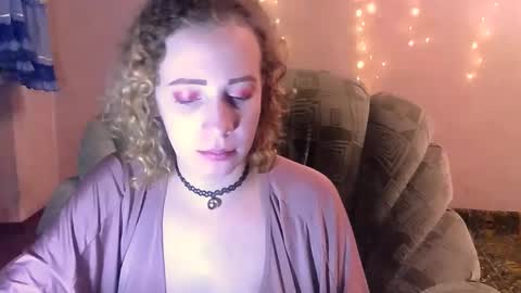 Snapshot of mel_mellie chatting on February 2025 01:19:02 AM Mel Mellie online show from February 2025 01:19:02 AM