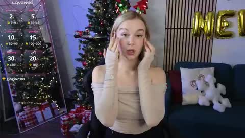 Mel online show from December 2025 10:22:02 AM