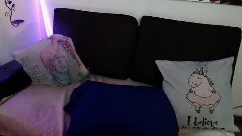 Snapshot of mel_raise chatting on February 2025 09:52:01 PM mel raise online show from February 2025 09:52:01 PM