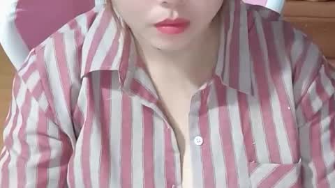 mela7386 online show from January 2026 11:14:02 AM