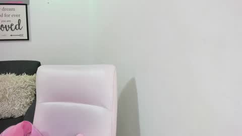 melan_owen online show from January 2025 10:51:01 AM